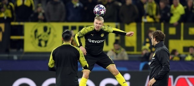 面对紧逼防 面对紧逼防