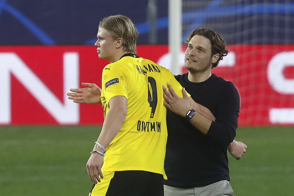 许多评论员 许多评论员